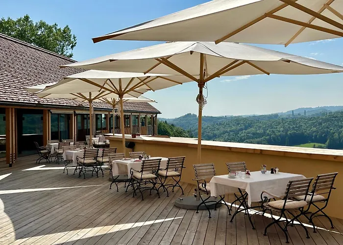 Ξενοδοχείο Fraeulein Leni 4*